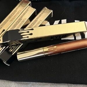 KYLE SINGLE SETS : Lord